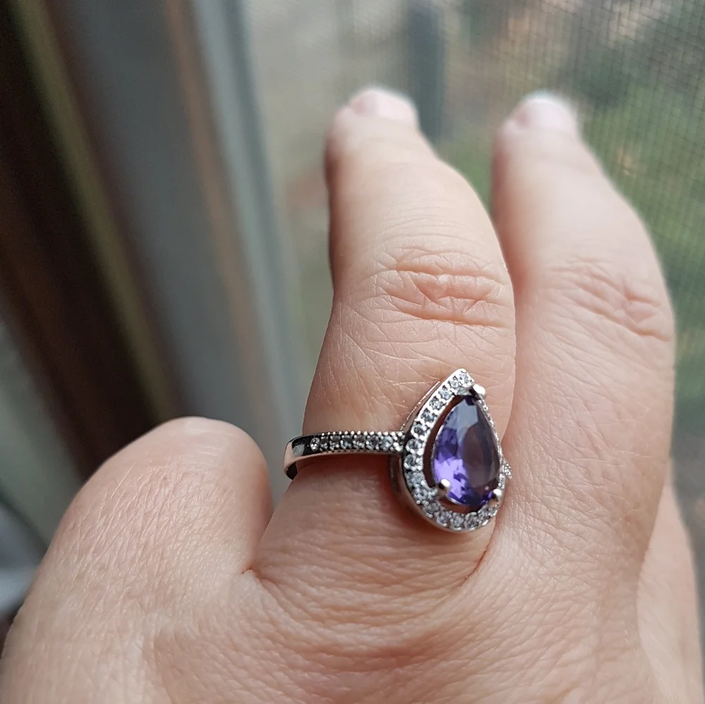 Swarovski Elements 925 Sterling Silver Amethyst Purple Teardrop Ring NEW